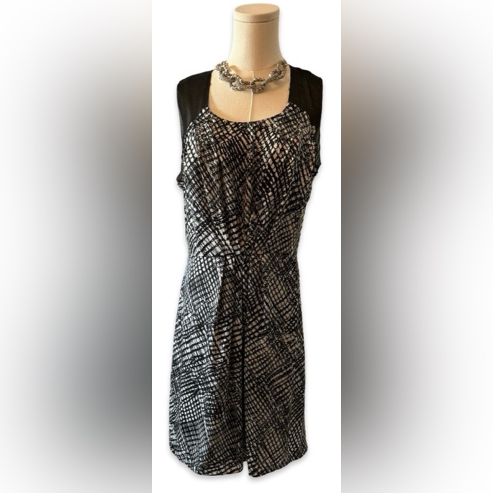 Michael Michael Kors black & white knee length dress SZ 10